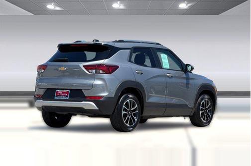 Sterling Gray Metallic 2025 Chevrolet Trailblazer LT