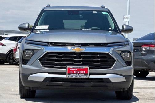 Sterling Gray Metallic 2025 Chevrolet Trailblazer LT