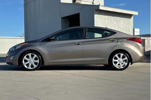 2013 Hyundai ELANTRA Limited