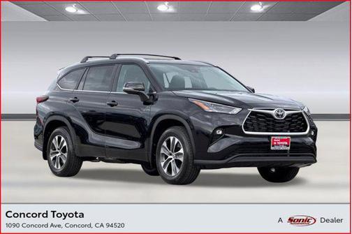 2026 Toyota Highlander XLE