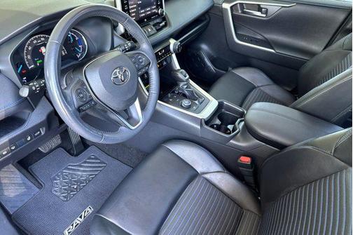 2019 Toyota RAV4 Hybrid SE