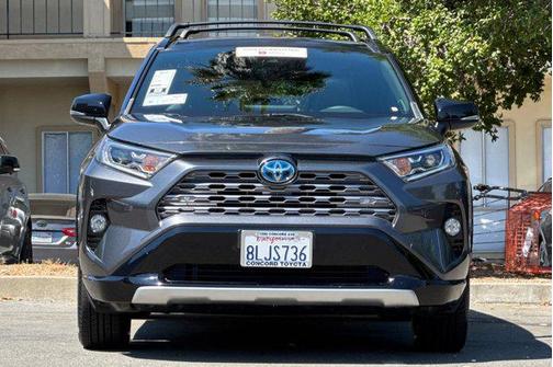 2019 Toyota RAV4 Hybrid SE