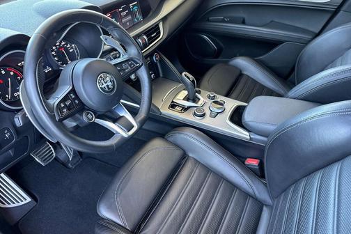 Alfa White 2021 Alfa Romeo Stelvio Ti Sport