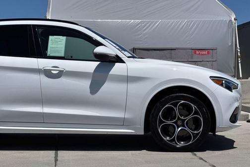 Alfa White 2021 Alfa Romeo Stelvio Ti Sport
