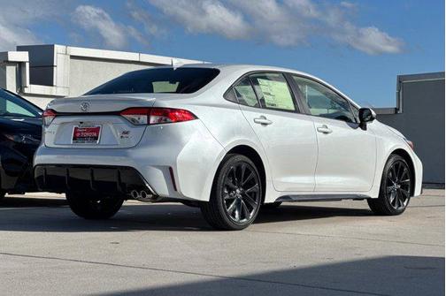 2026 Toyota Corolla Hybrid SE