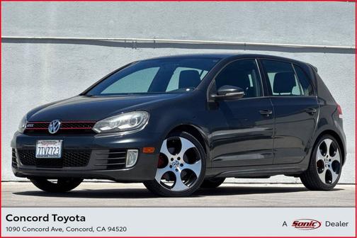 Deep Black Pearl Metallic 2011 Volkswagen GTI Autobahn