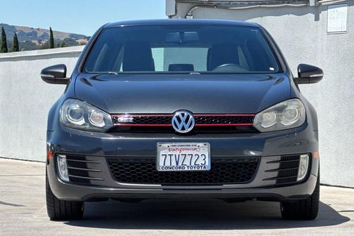 Deep Black Pearl Metallic 2011 Volkswagen GTI Autobahn