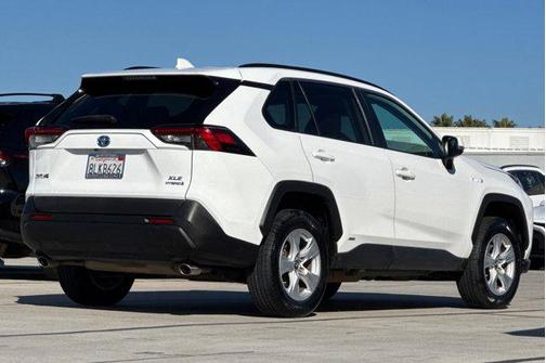 2019 Toyota RAV4 Hybrid XLE