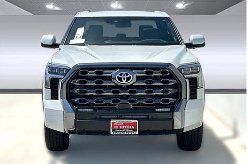 2025 Toyota Tundra Hybrid Platinum