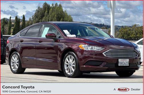 2017 Ford Fusion SE