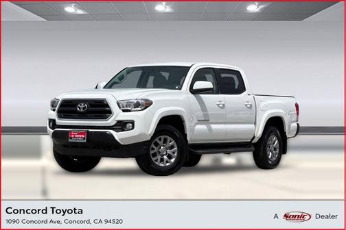 Super White 2017 Toyota Tacoma SR5