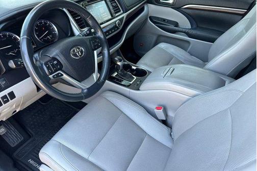 2015 Toyota Highlander Limited