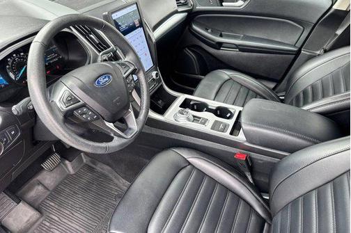Carbonized Gray Metallic 2022 Ford Edge SEL