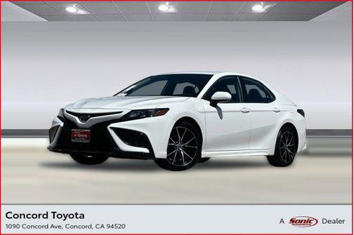 Ice Cap 2024 Toyota Camry SE