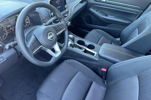 Gun Metallic 2025 Nissan Altima SV FWD