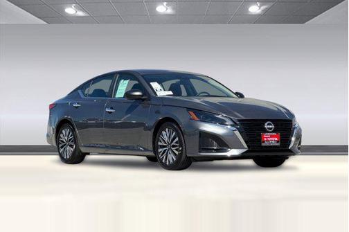 Gun Metallic 2025 Nissan Altima SV FWD