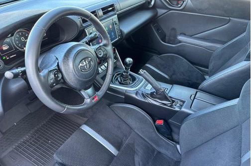 2023 Toyota GR86 Premium
