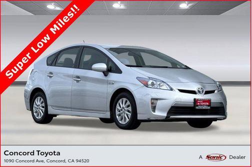 2014 Toyota Prius Plug-in Base