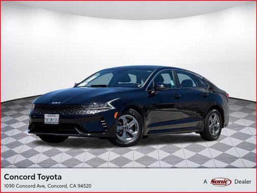 2022 Kia K5 LXS