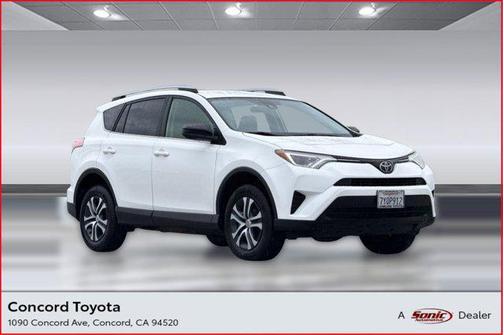 2017 Toyota RAV4 LE