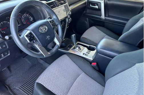 2022 Toyota 4Runner SR5