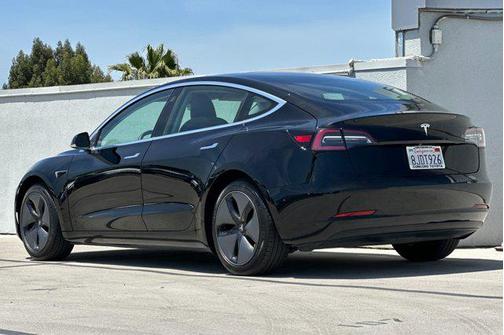 2019 Tesla Model 3 Standard Range Plus