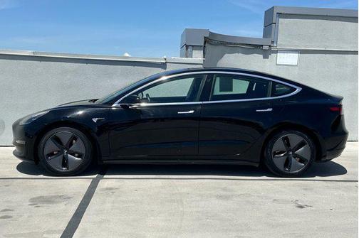 2019 Tesla Model 3 Standard Range Plus