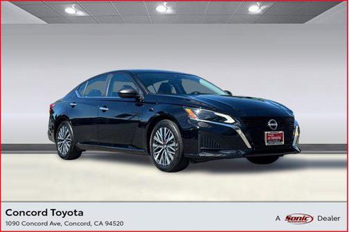 2025 Nissan Altima SV FWD