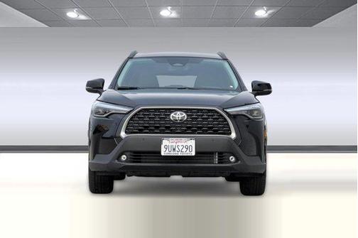 2025 Toyota Corolla Cross XLE