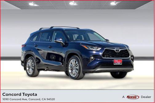 2026 Toyota Highlander Hybrid Platinum