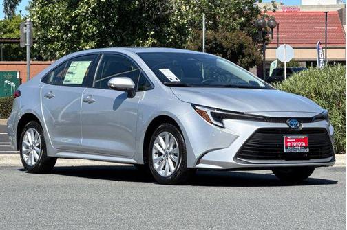 2025 Toyota Corolla Hybrid XLE