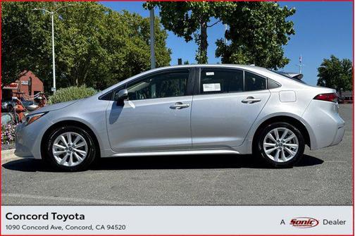 2025 Toyota Corolla Hybrid XLE