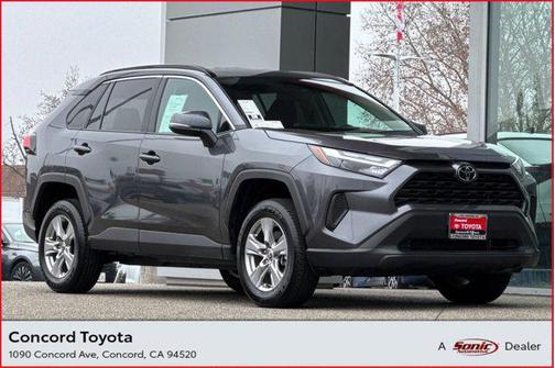 2025 Toyota RAV4 XLE