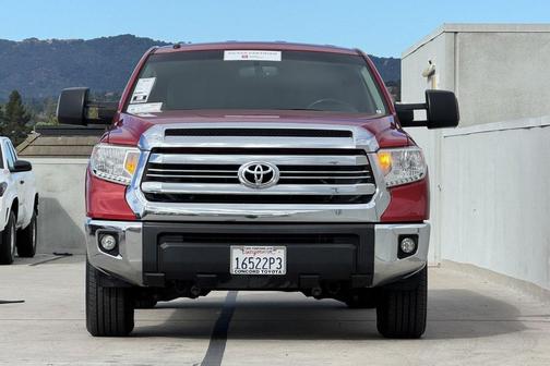 Barcelona Red Metallic 2017 Toyota Tundra SR5