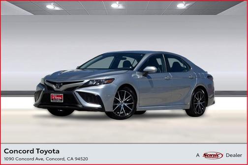 Celestial Silver Metallic 2024 Toyota Camry SE