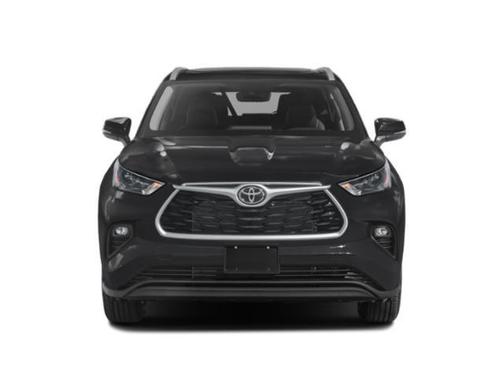 Midnight Black Metallic 2024 Toyota Highlander XLE