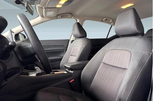 Super Black 2025 Nissan Altima SV FWD