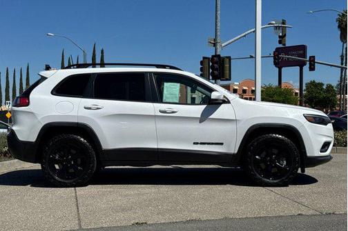 Bright White Clearcoat 2020 Jeep Cherokee Altitude