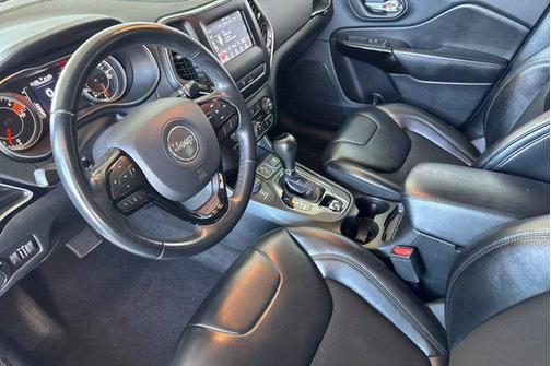 Bright White Clearcoat 2020 Jeep Cherokee Altitude