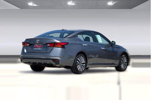 Gun Metallic 2025 Nissan Altima SV FWD