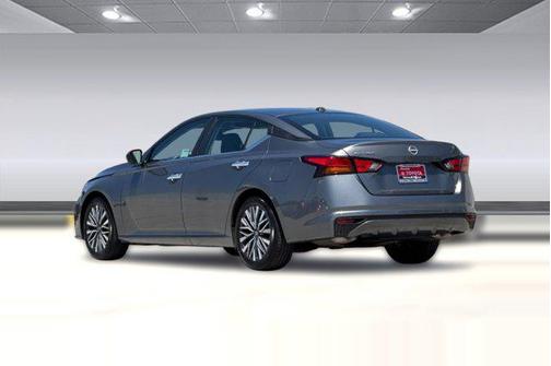 Gun Metallic 2025 Nissan Altima SV FWD