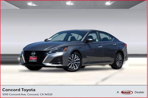 Gun Metallic 2025 Nissan Altima SV FWD