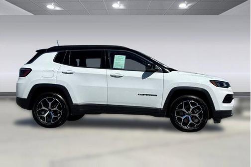Bright White Clearcoat 2025 Jeep Compass Limited