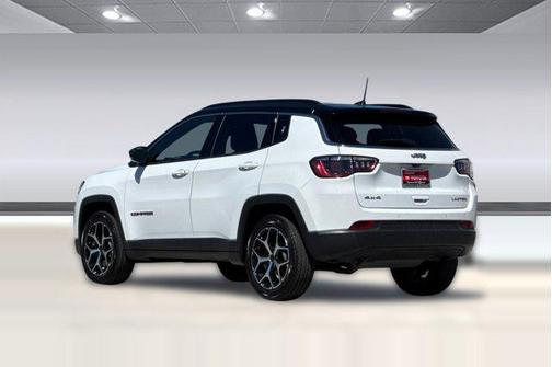 Bright White Clearcoat 2025 Jeep Compass Limited