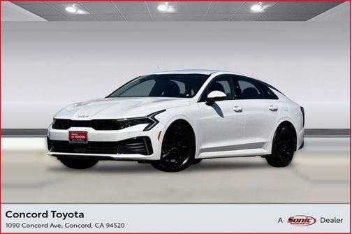 Snow White Pearl 2025 Kia K5 LXS