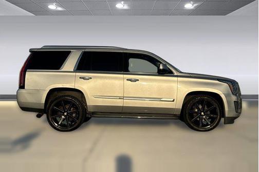 2015 Cadillac Escalade Luxury