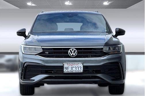 2022 Volkswagen Tiguan 2.0T SE R-Line Black