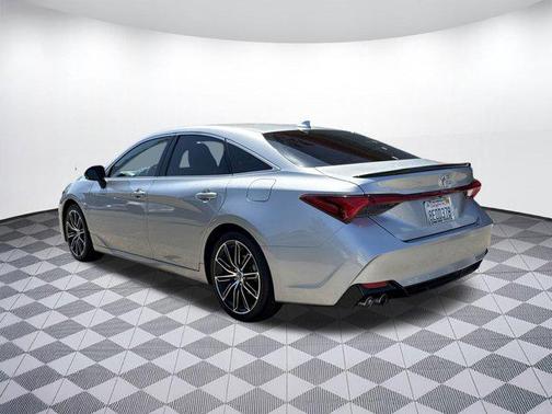 2019 Toyota Avalon XSE