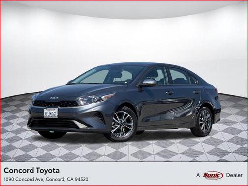 2023 Kia Forte LXS