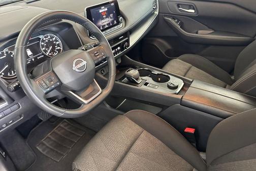 Deep Ocean Blue Pearl 2025 Nissan Rogue SV